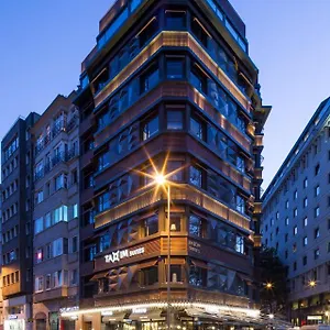 4* מלון Taxim Residences